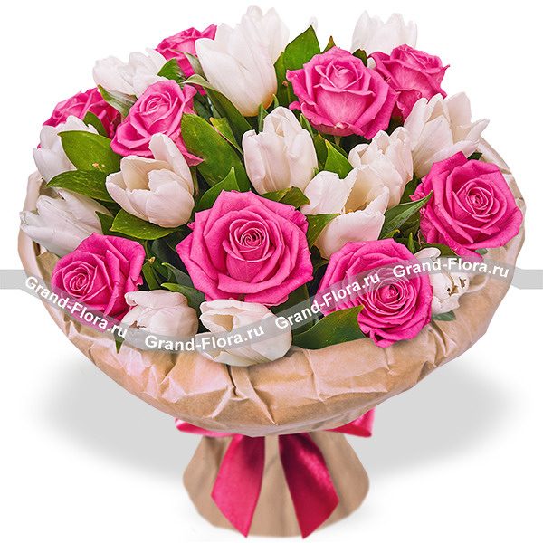Нежные мгновения - букет из роз и тюльпанов